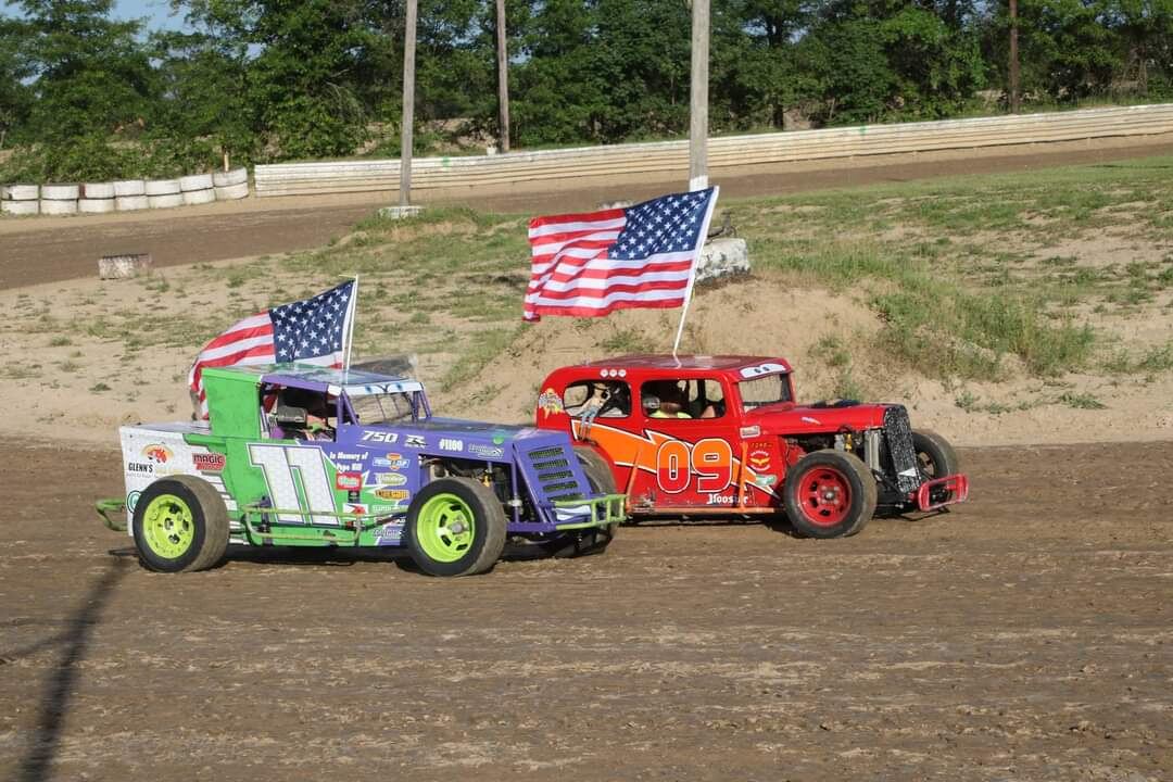 R&R Racing #11 EconoMod with American flags on patriotic parade lap
